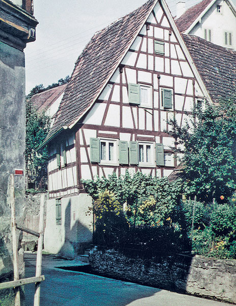 2018 KW12 OG 01053 fb